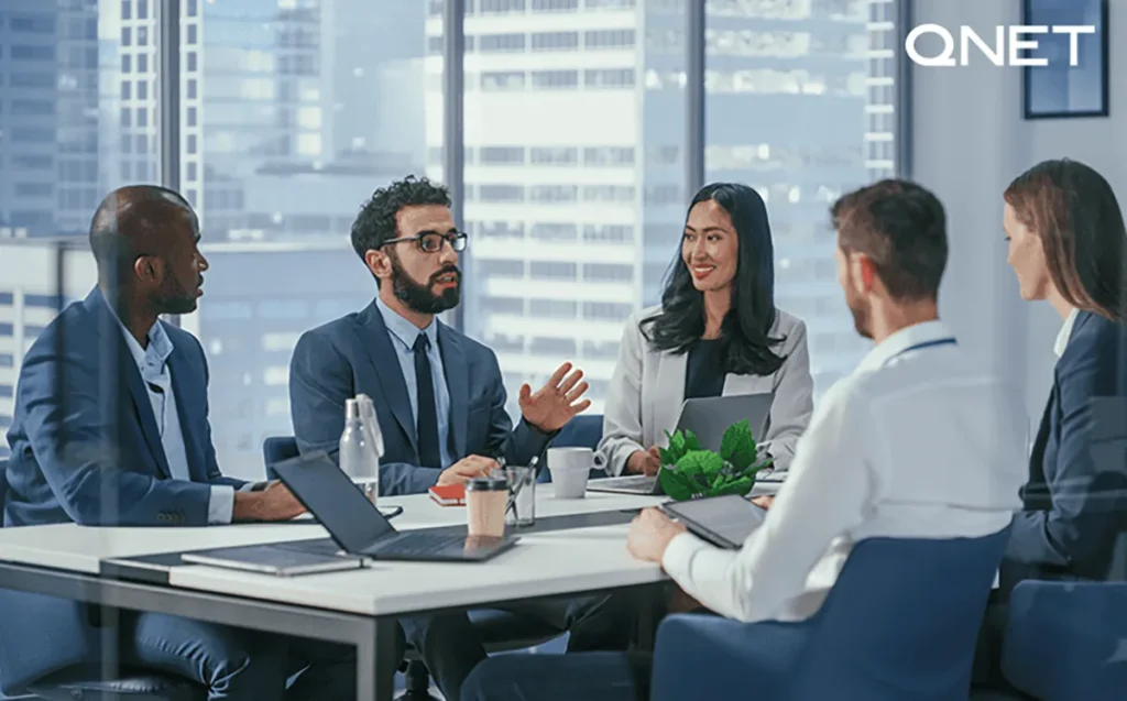 A person explaining something important to his teammates | Critical Soft Skills