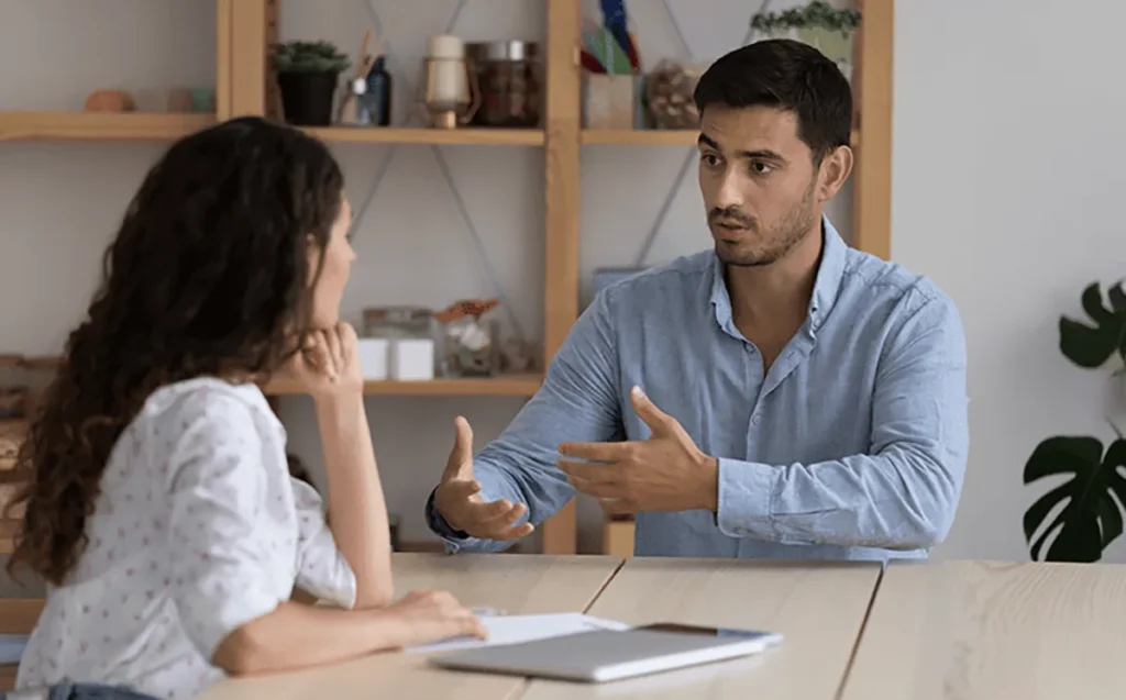 A QNET distributor selling a QNET product and earning retail profits